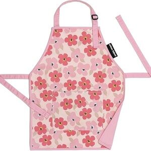 Kids Poppies Pink Floral Apron. Fits 3-10 years.